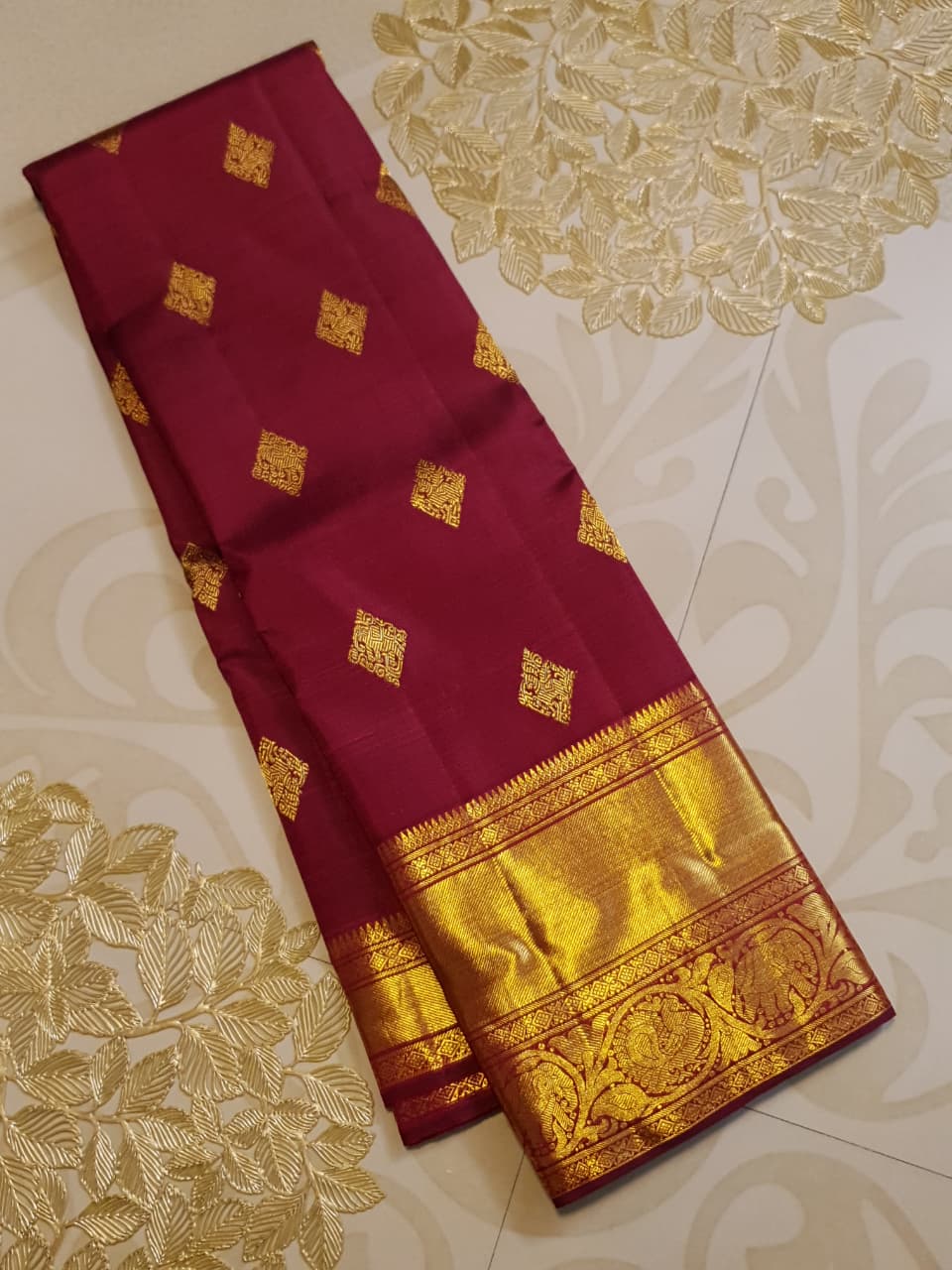 Maroon Kanchipuram Handloom 2G Gold Pattu Silk Saree