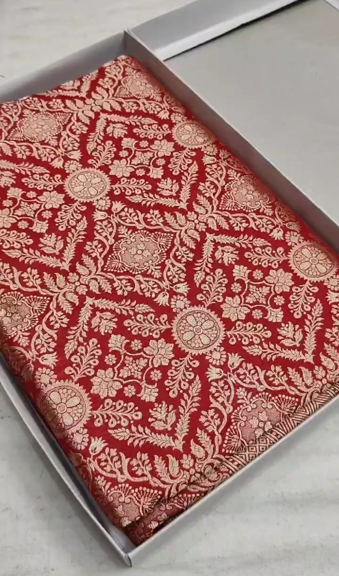 Red Banarasi Handloom Katan Silk Brocade Saree