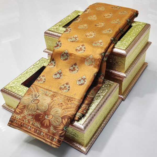 Silk Mark Certified Kanchipuram/Kanjivaram Pure Handloom Tissue Floral Brocade Edge to Edge Borders Silk Sarees