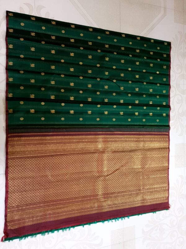 Silk Mark Certified Bottle Green Pure Kanchipuram Handloom 3Gram Pure Zari Tested Silk Saree with Blouse