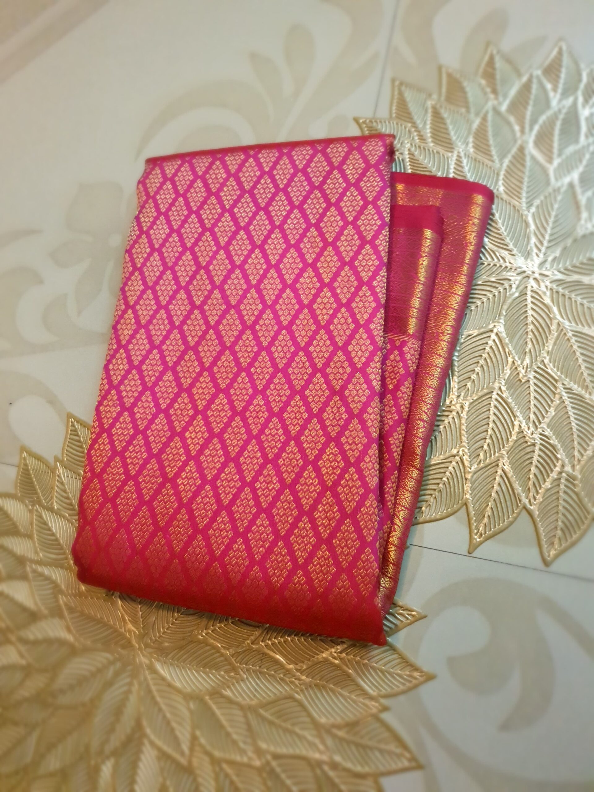 Rani Pink Pure Kanchipuram/Kanjivaram Handloom 1 Gram Pure Zari Brocade Saree