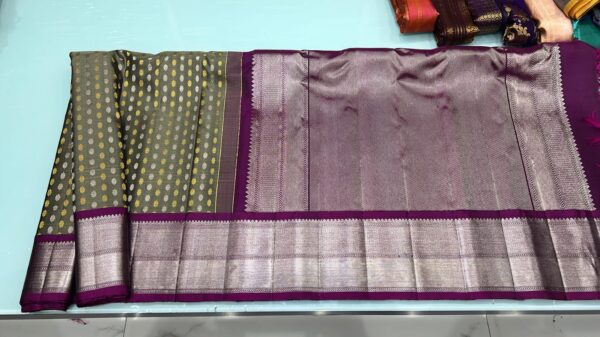 Gadwal Handloom Pure Pattu Silk Brocade Sarees with Kuttu Contrast Borders Silk Mark Certified