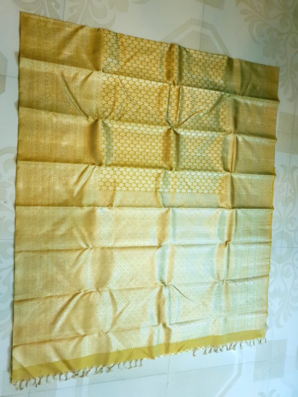 Golden Yellow Kanjivaram Handloom 1G Zari Brocade Silk Saree