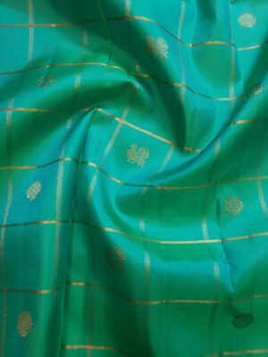 Sea Green Kanjivaram Handloom 4 Gram Pure Zari Silk Saree