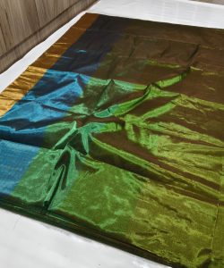 Metallic Shades of Green and Gold Chanderi Handloom Pure Tissue Silk Saree